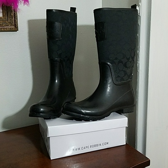 Coach Size 8b boots - Picture 1 of 2